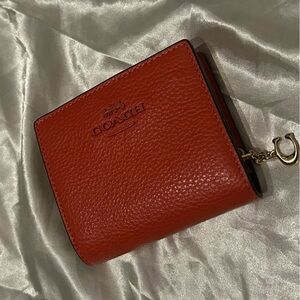 Gorgeous Coach Burnt Orange Leather Wallet